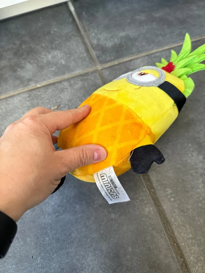 Peluche minions - photo numéro 3