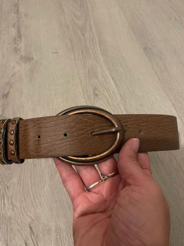 Ceinture marron boucle doré aspect vieilli longueur 90 cm hauteur 3,7cm - photo numéro 2