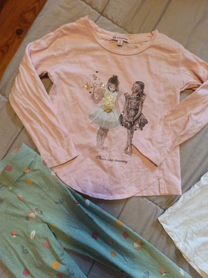 Lot vêtements taille 3 ans - photo numéro 3