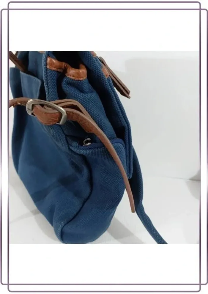 Sac bandoulière Adolfo Dominguez, bon état, bleu 26x28cm - photo numéro 8