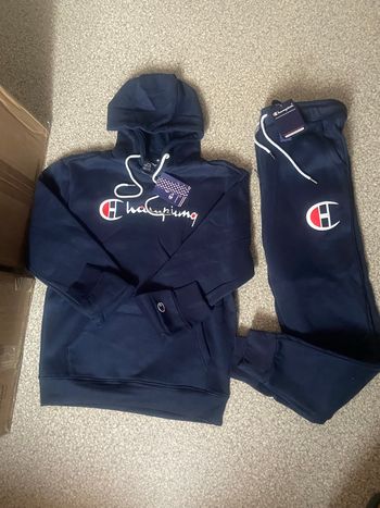 Ensemble champion authentique  taille L