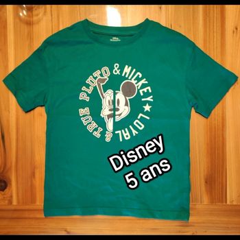 T.shirt Disney 5 ans 