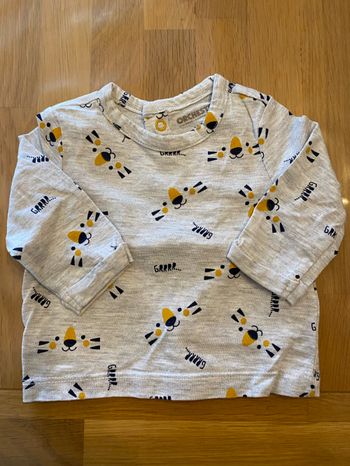 T shirt manches courtes ~ 3 mois