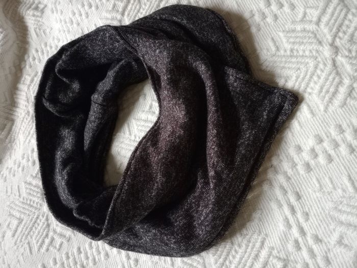 Tour de cou souple noir blanc - photo numéro 2