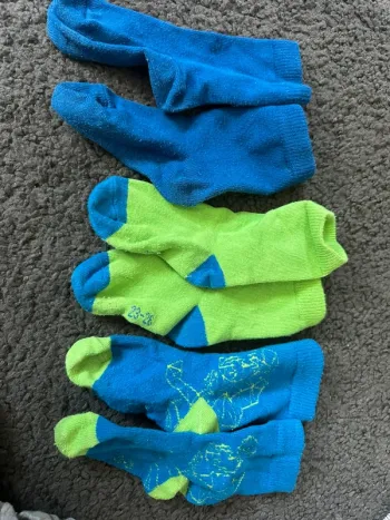 Lot chaussettes bébé 23/26