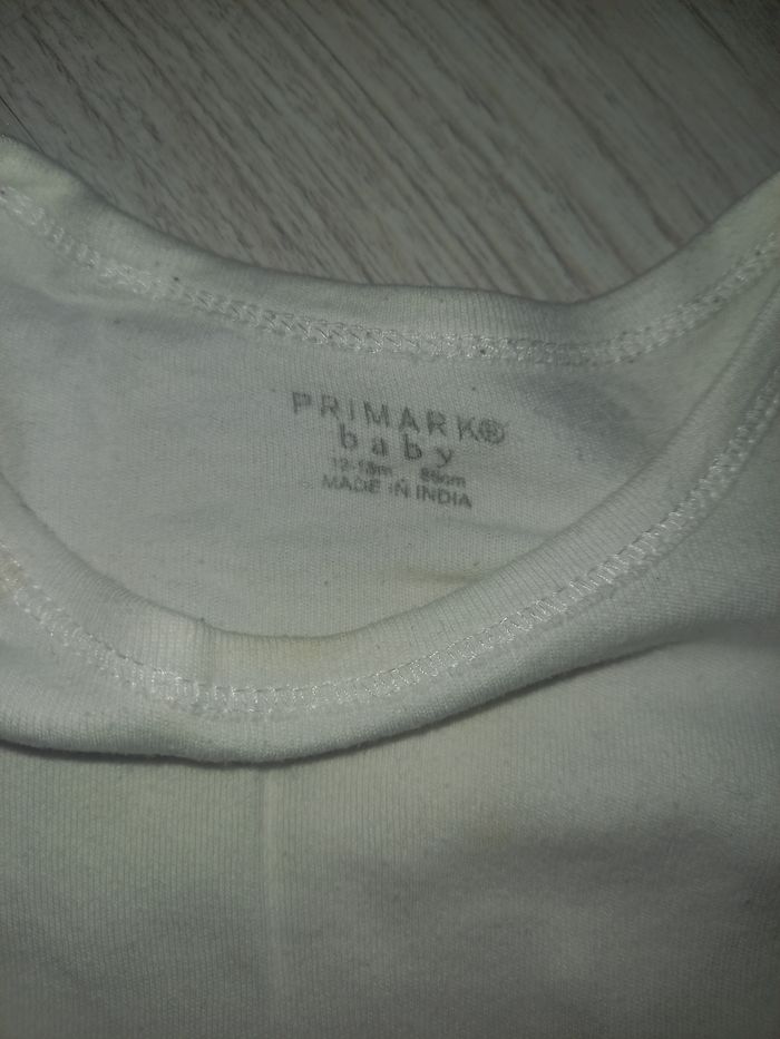 Lot de 4 bodies 18 mois - photo numéro 3