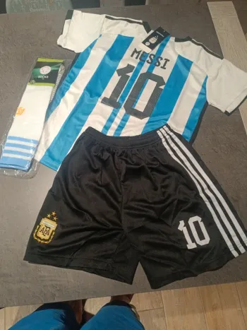 Tenue foot Léo Messi argentine. T.26