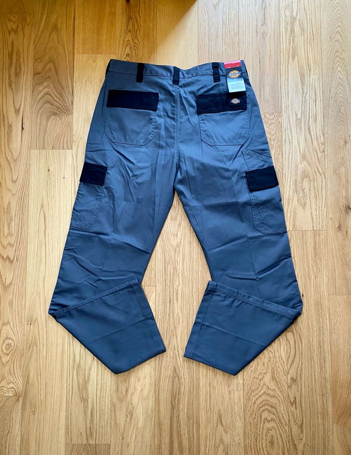 Cargo Dickies Gris et Noir taille W33/L34 - photo numéro 2
