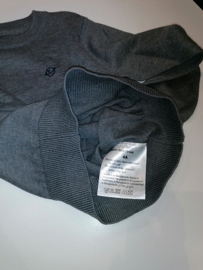 Pull gris La halle 4ans 104cm Neuf - photo numéro 3