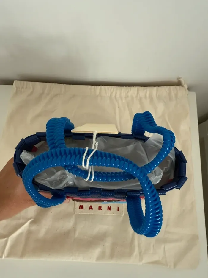 Mini sac Marni neuf avec étiquette - photo numéro 8