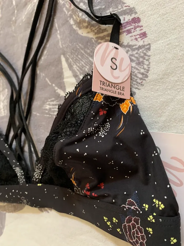 Soutien gorge triangle - photo numéro 2