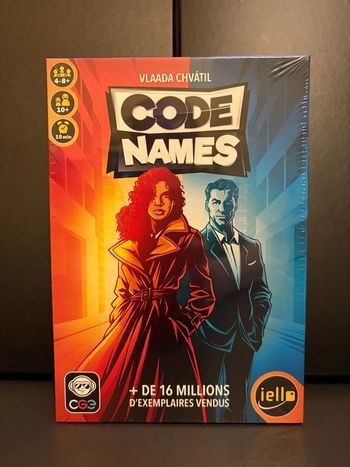 IELLO - CodeNames - Jeu de Société 