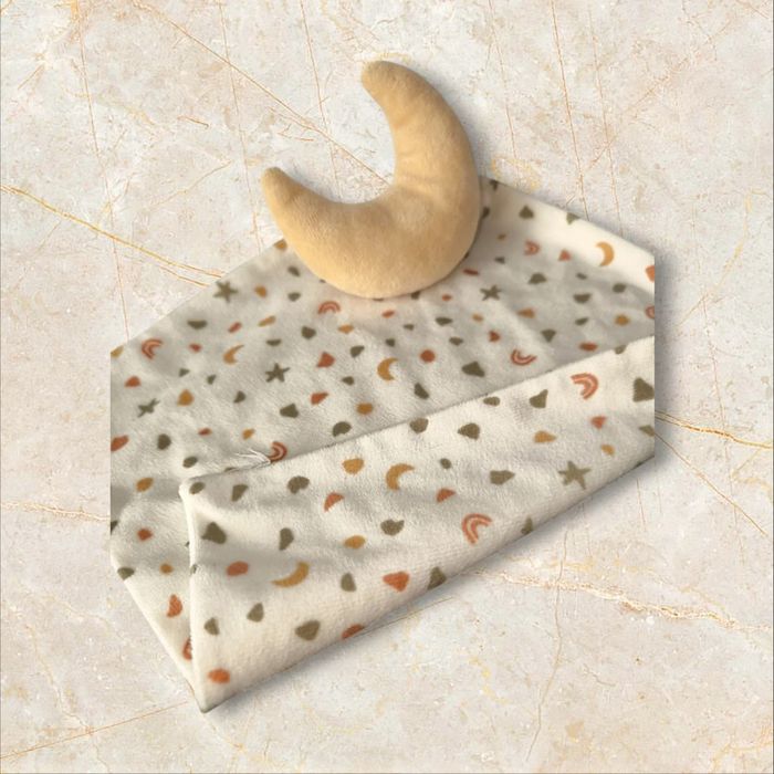 Doudou lune Zeeman - photo numéro 2