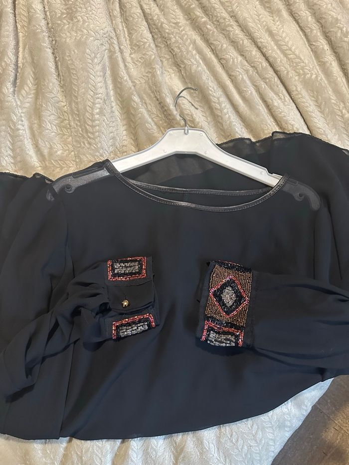 Jolie haut légèrement évasée taille unique - photo numéro 8