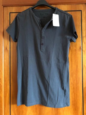 T-shirt gris 38 neuf avec étiquette