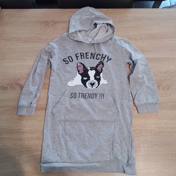 robe pull bouledogue 10 ans