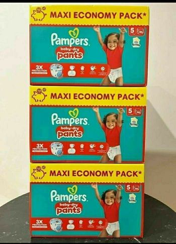 258 couches Pampers taille 5 pants lot de 3 cartons neufs 
