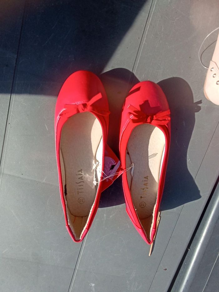 Ballerines rouges taille 32