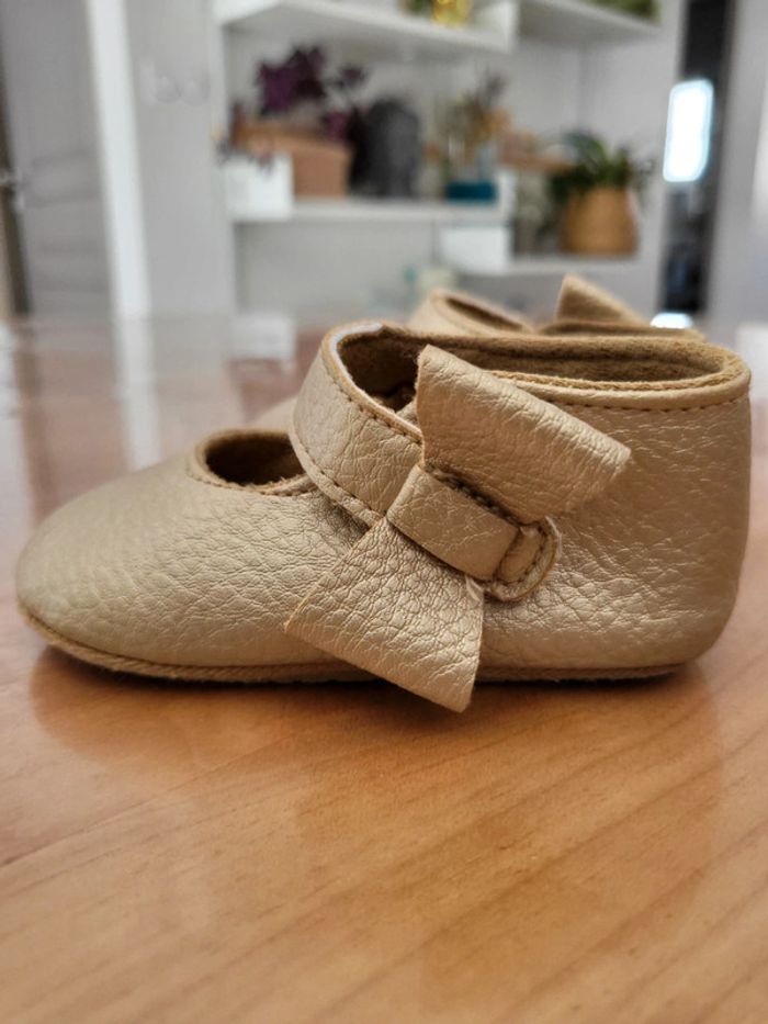 Chaussures bébé - photo numéro 2