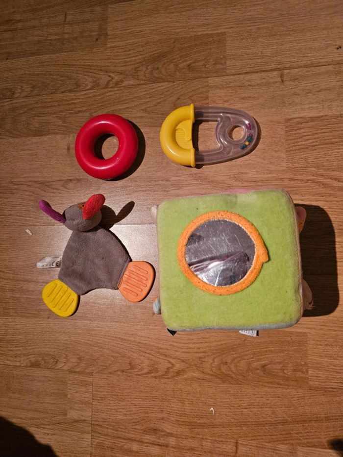 Lot premier âge - photo numéro 2