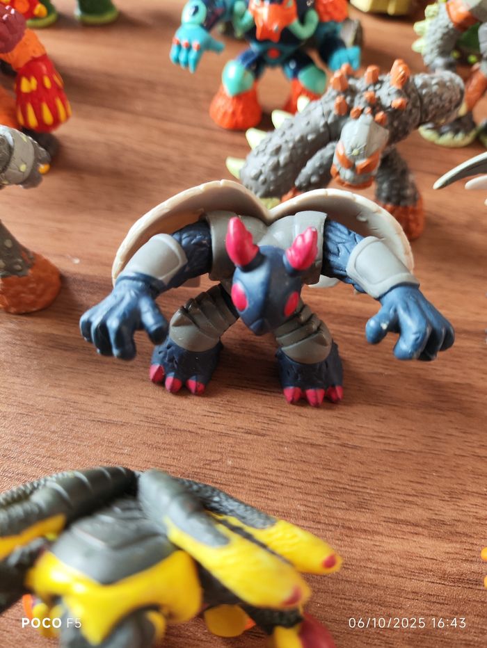 24 figurines Gormiti giochi preziosi Marathon - photo numéro 4