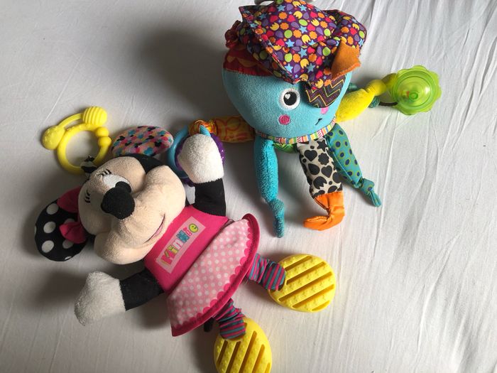 Peluche hochet