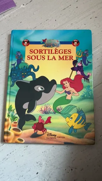 Livre Disney la petite sirène