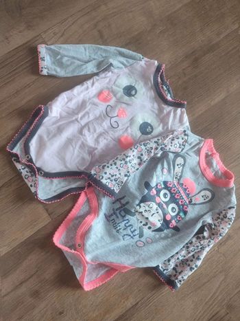 Lot de 2  bodys ML  petit  béguin 3  mois