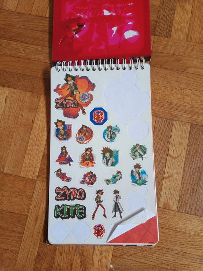 Carnet de dessin Beyblade 🌞 - photo numéro 2