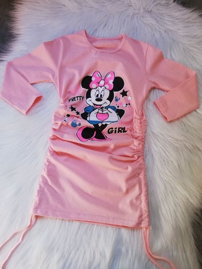 robe Minnie neuve 2/3ans