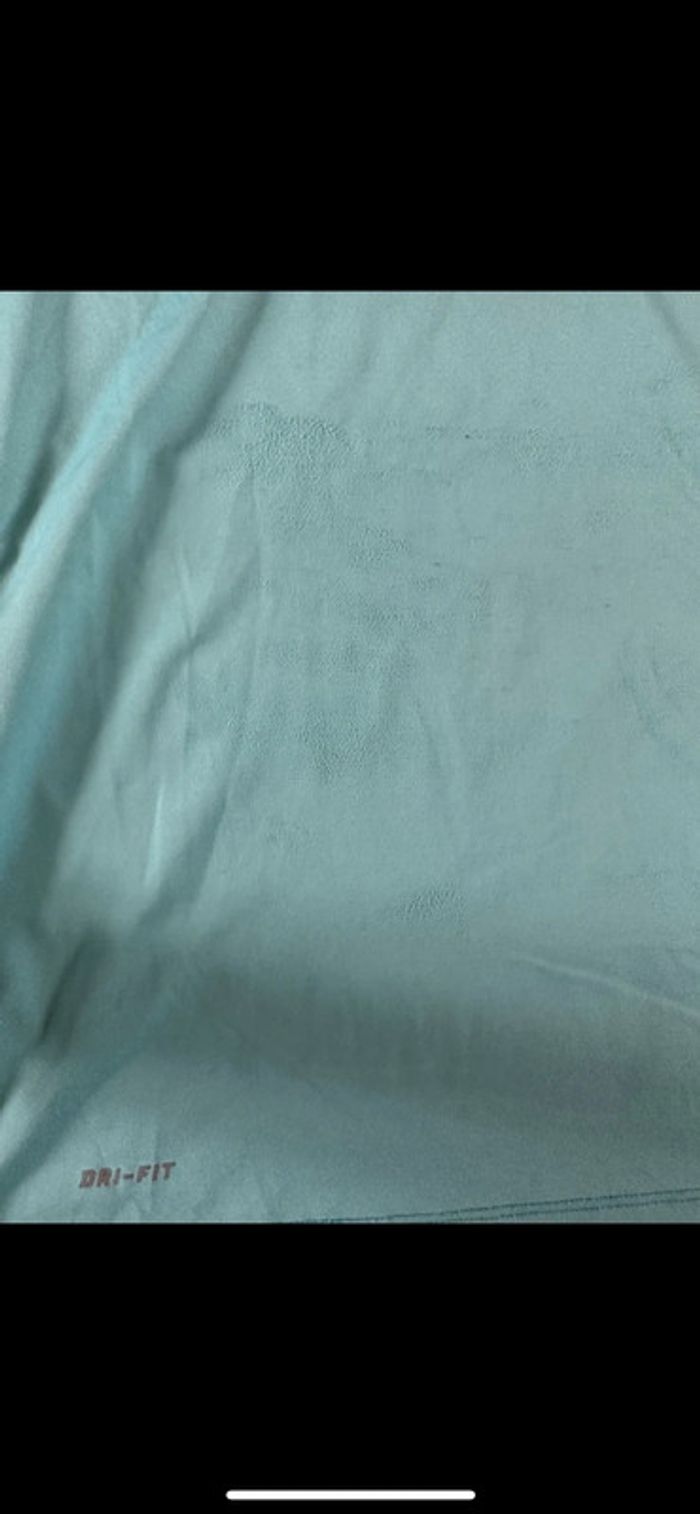 T-shirt Nike taille 34 - photo numéro 3