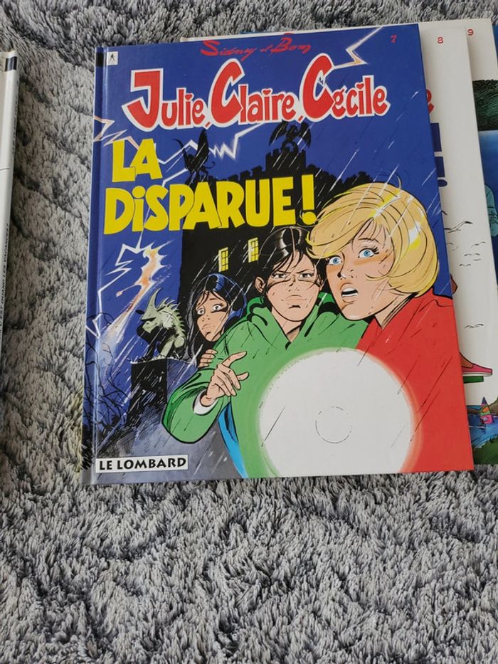 Lot de 9 BD Julie, Claire, Cécile..et les autres  ( 1 à 10 , sauf 8) - photo numéro 8