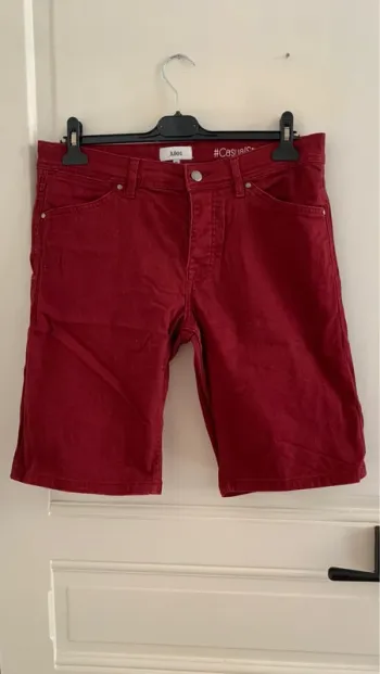 Short bordeaux