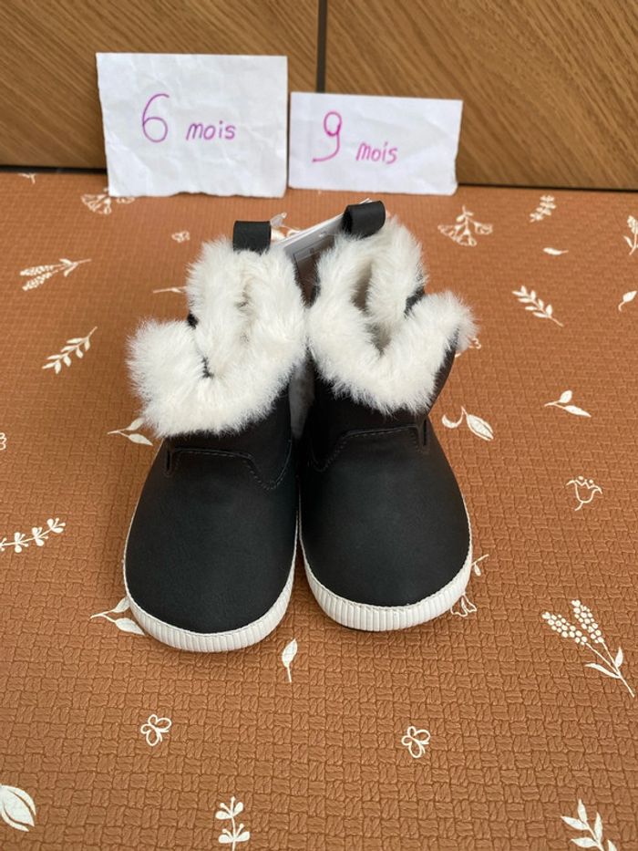 Bottines fourrées 6/9 mois - photo numéro 2