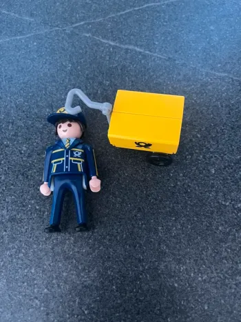 Facteur playmobil
