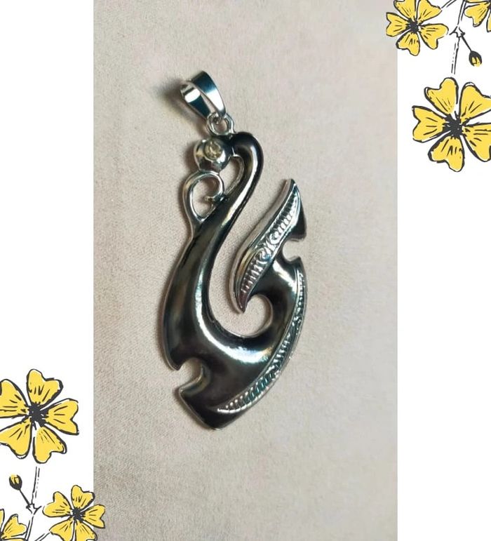 Parure pendentif + boucles d’oreilles ris métallisé et & argenté – Design moderne & strass - photo numéro 5