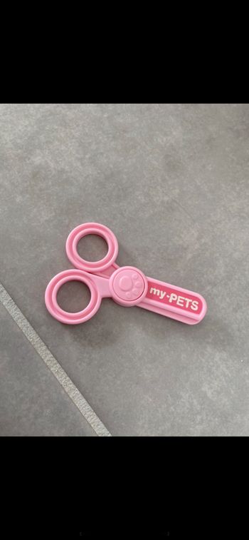 Jouet ciseau vétérinaire