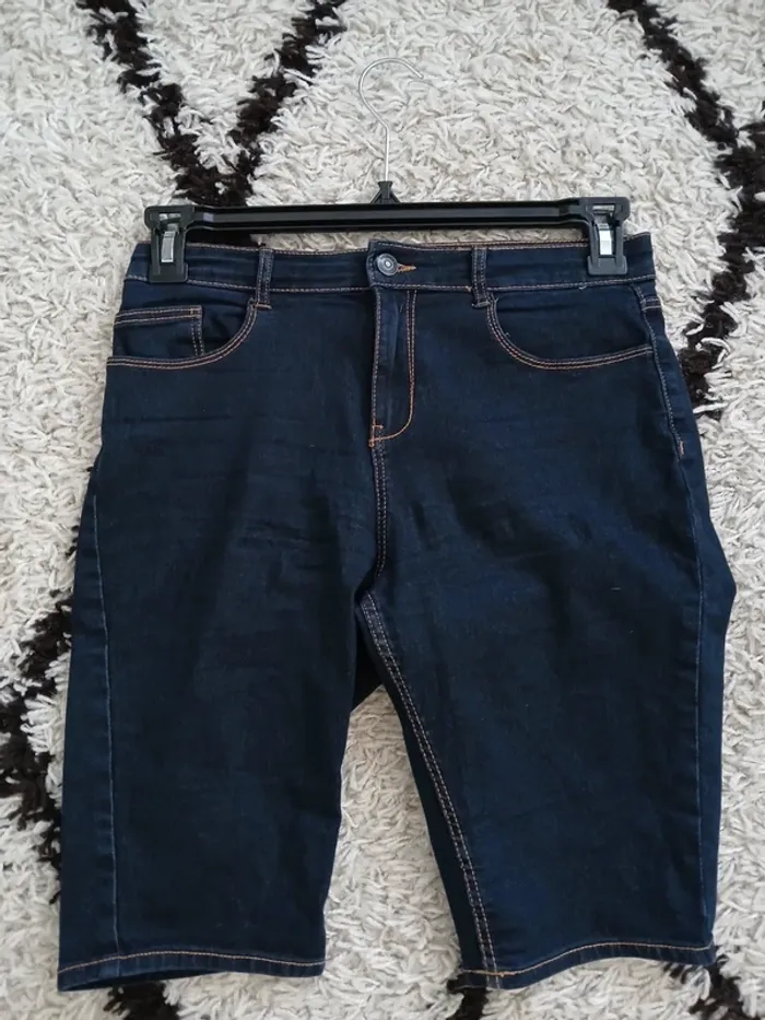 Jeans short Femme Neuf Taille S🌿💝 - photo numéro 3