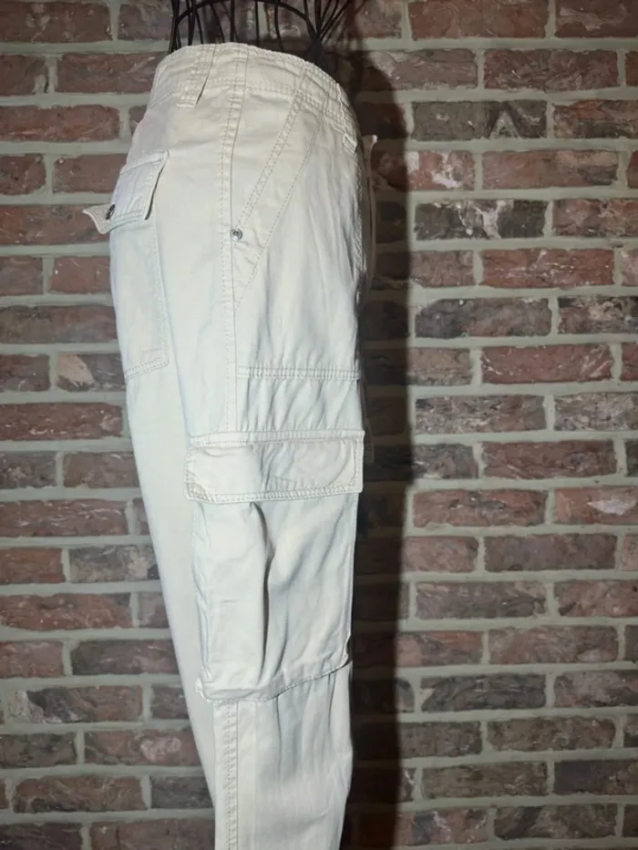 Jeans beige cargo Bershka Taille 32/XXS - photo numéro 11