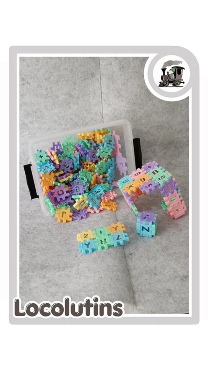 🚂 Jeu de construction coloré – pièces carrées à imbriquer