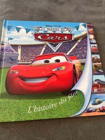 Livre le monde de cars Disney 