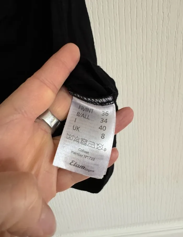 Haut/t.shirt noir asymétrique Etam taille 36 en TBE - photo numéro 3