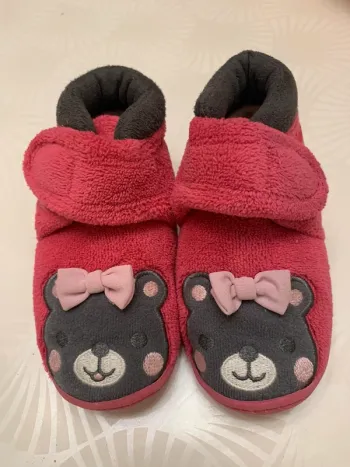 Chaussons fille 20