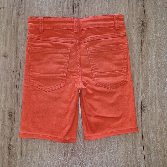 Short orange - photo numéro 2