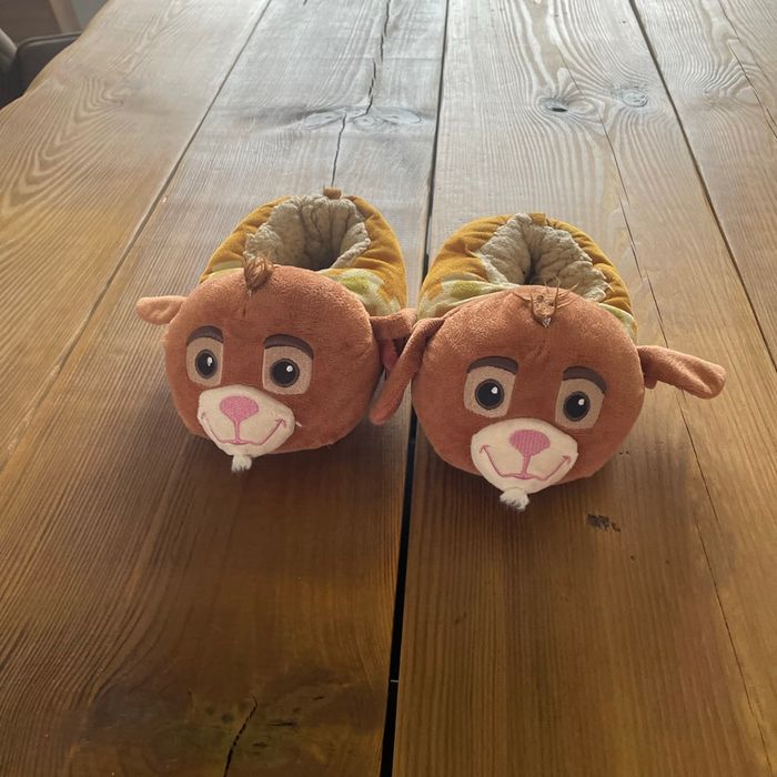 Chausson taille 27 wish Disney