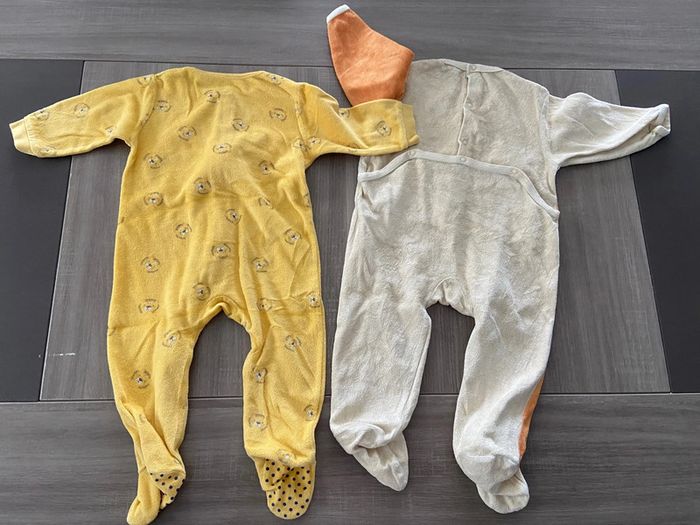 Lot 2 pyjamas tex 18 mois - photo numéro 2