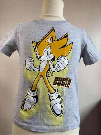 T-shirt garçon taille 98/104