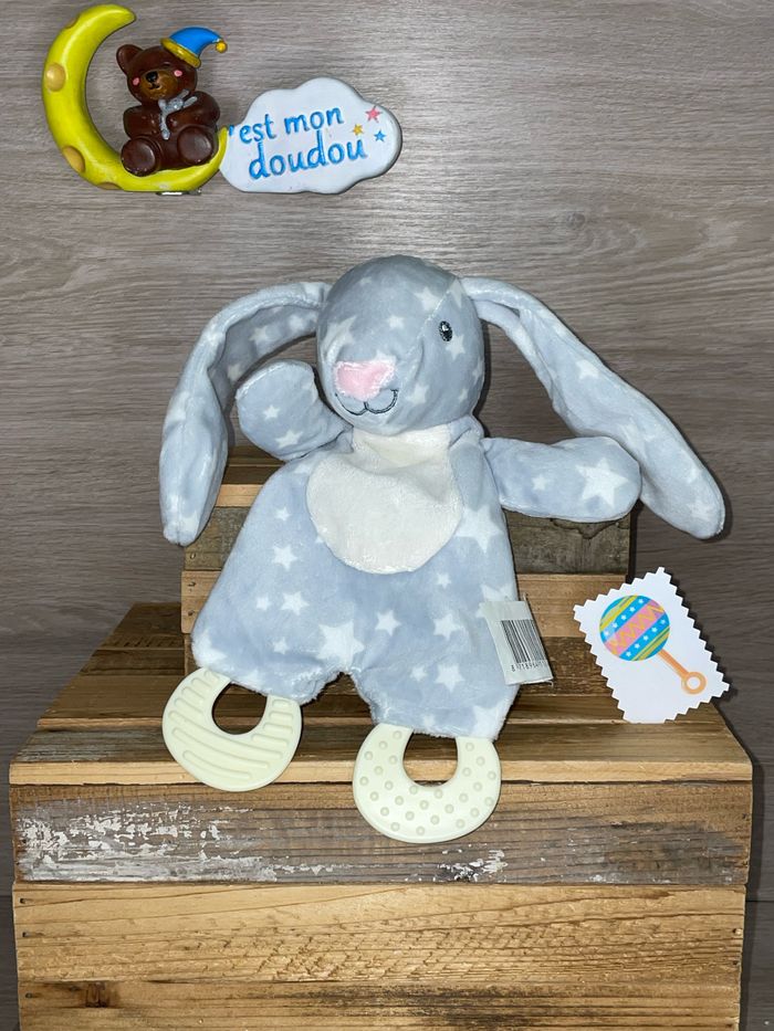 ACT06 doudou lapin 🐰 action