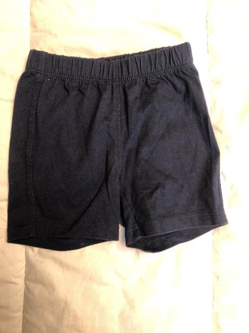 Short 12 mois bon état