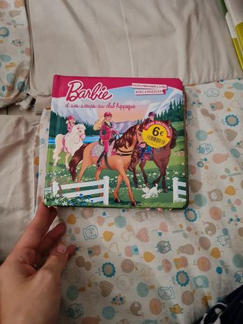 Livre puzzle barbie